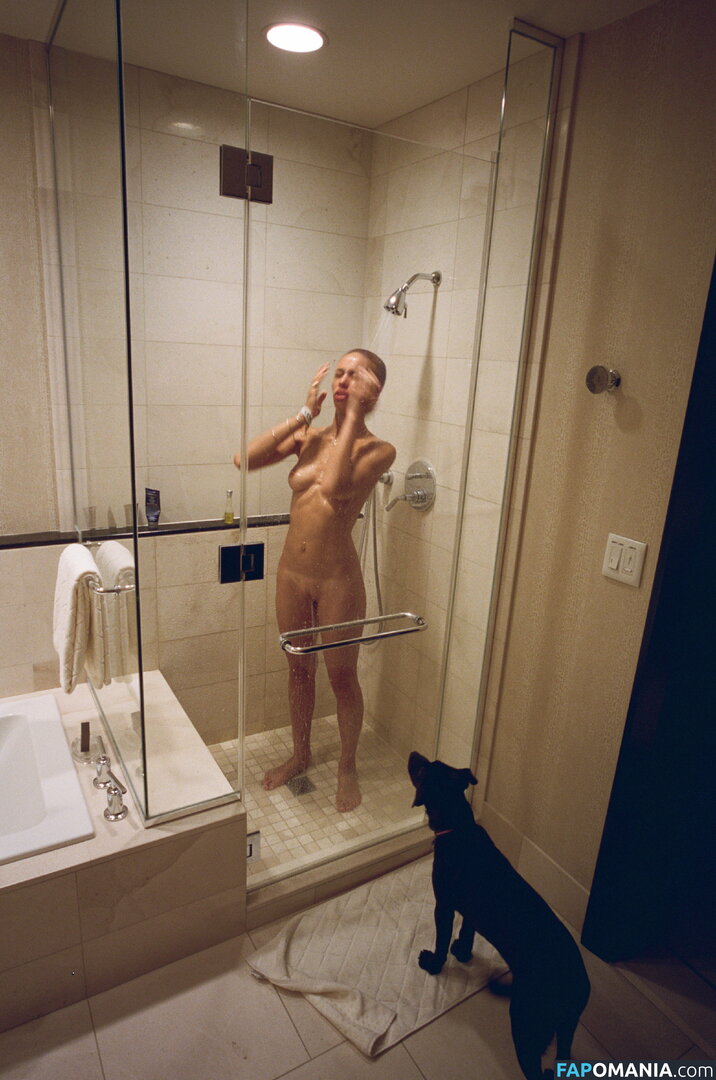 Adwoa Aboah ヌード 流出写真 #4