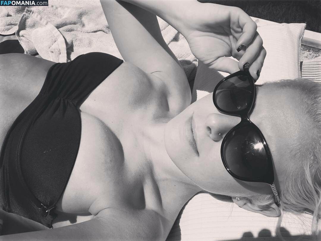 Alexa Bliss ヌード 流出写真 #20