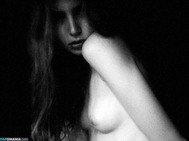 Ali Michaels ヌード 流出写真 #30