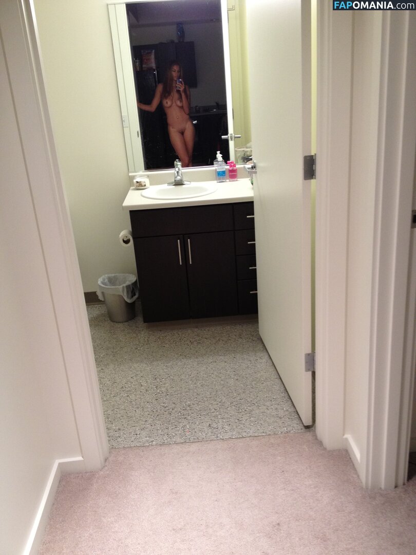 Alysha Clark ヌード 流出写真 #2