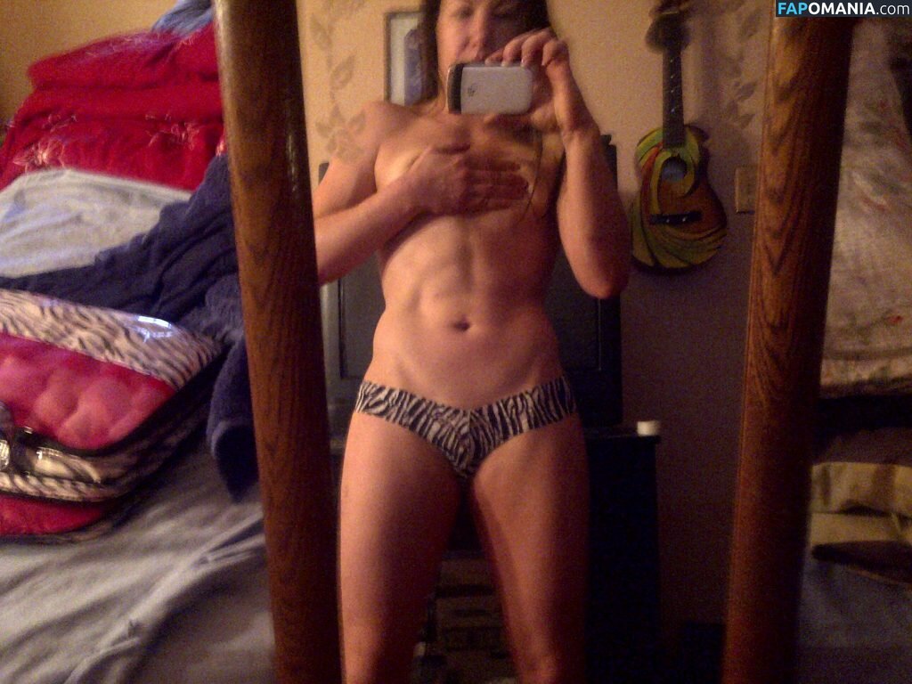 Angela Magana ヌード 流出写真 #17