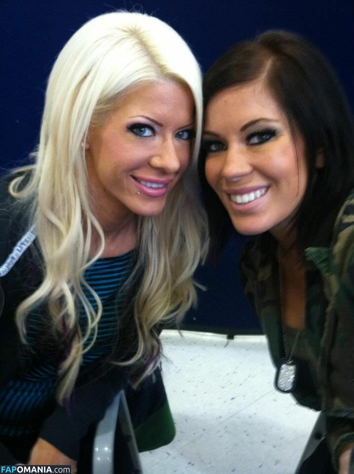 Angelina Love ヌード 流出写真 #1