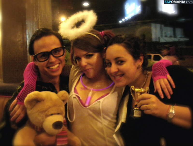 Anna Kendrick ヌード 流出写真 #29