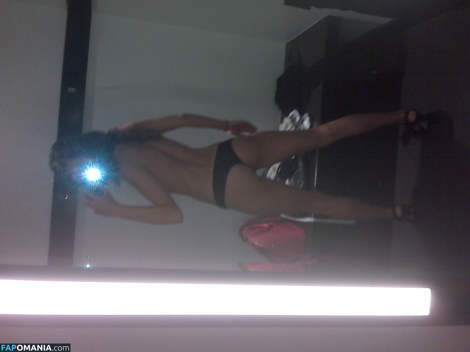 AnnaLynne McCord ヌード 流出写真 #25