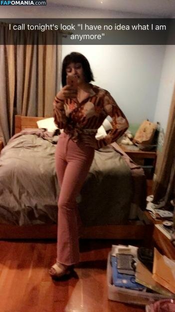 Ariela Barer ヌード 流出写真 #16