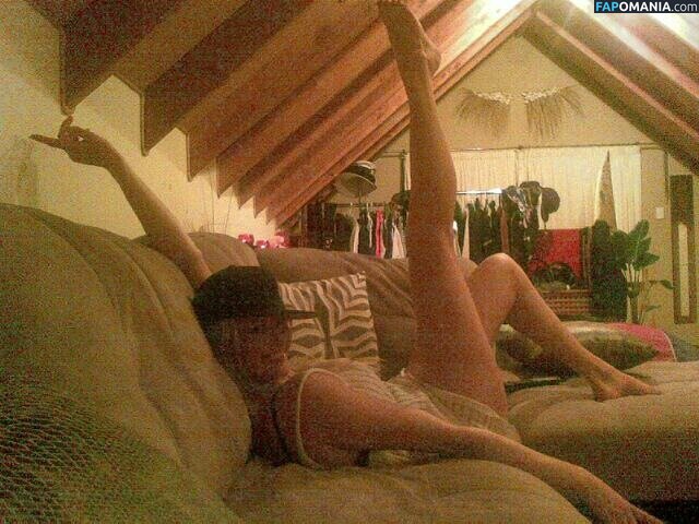 Ashley Bradley ヌード 流出写真 #19