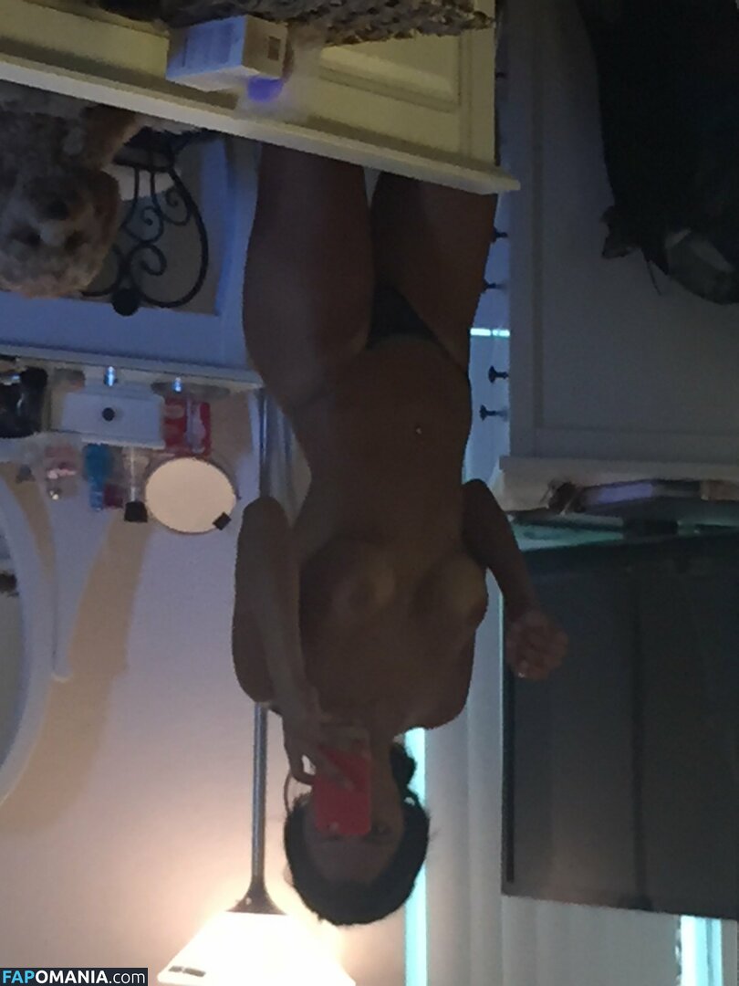 Ashley Hannawacker ヌード 流出写真 #11