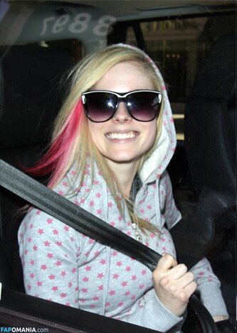 Avril Lavigne ヌード 流出写真 #32