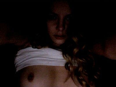 Bijou Phillips