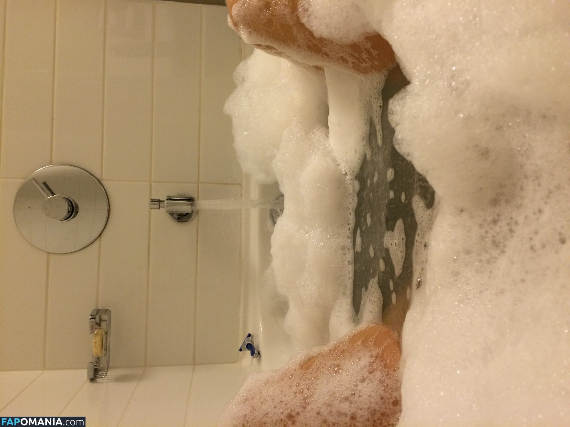 Britne Oldford ヌード 流出写真 #13