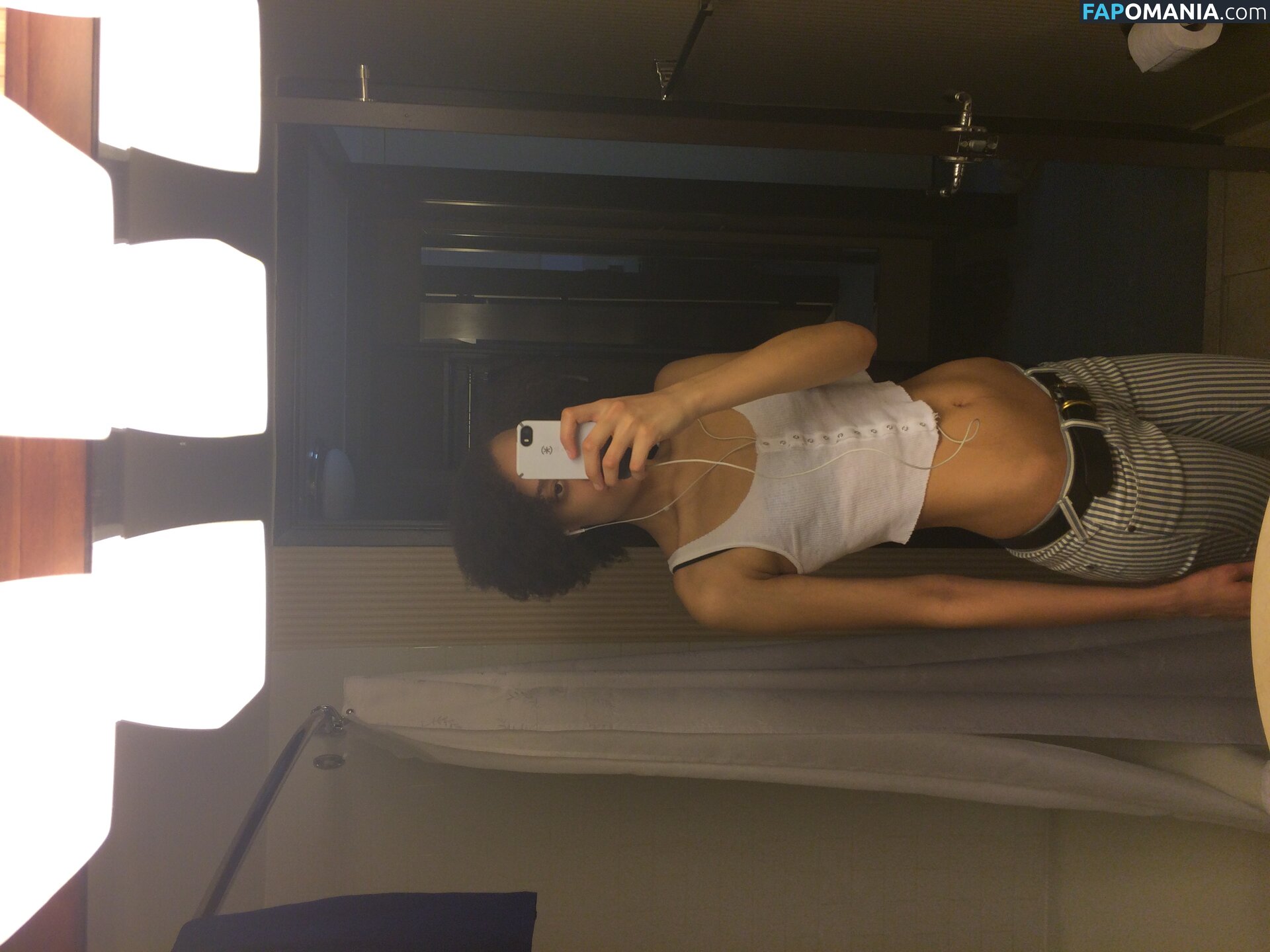 Britne Oldford ヌード 流出写真 #14