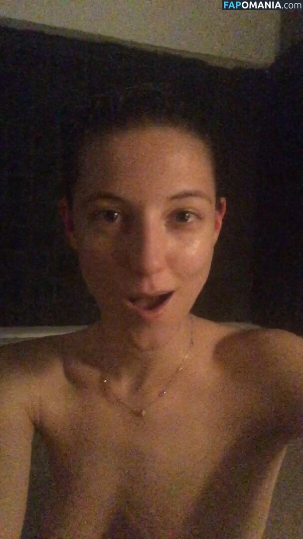 Caitlin Gerard ヌード 流出写真 #10