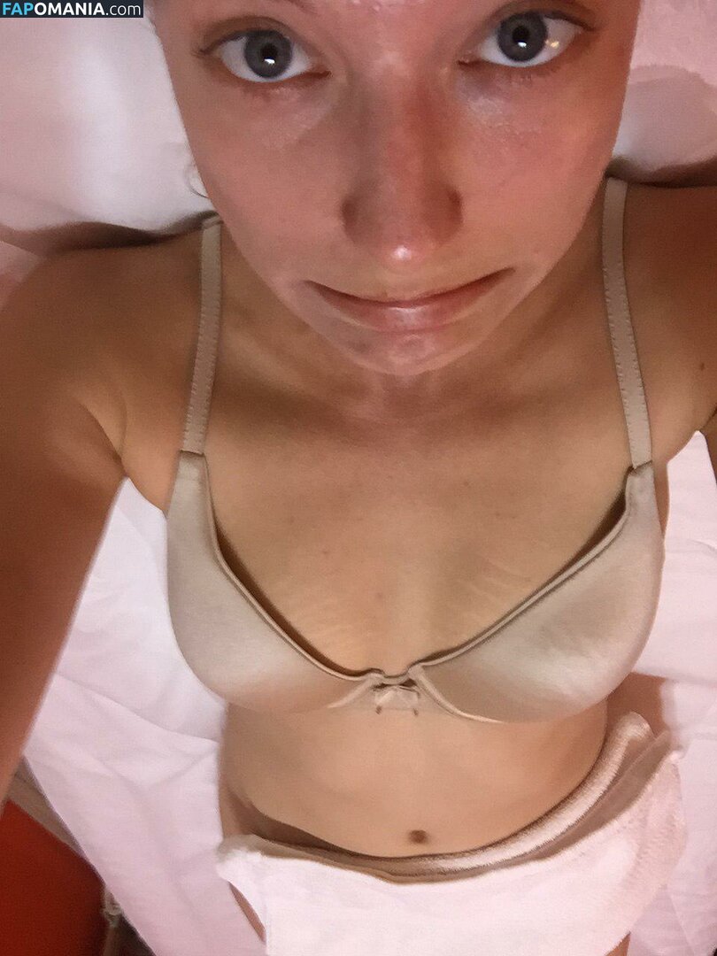 Caitlin Gerard ヌード 流出写真 #19