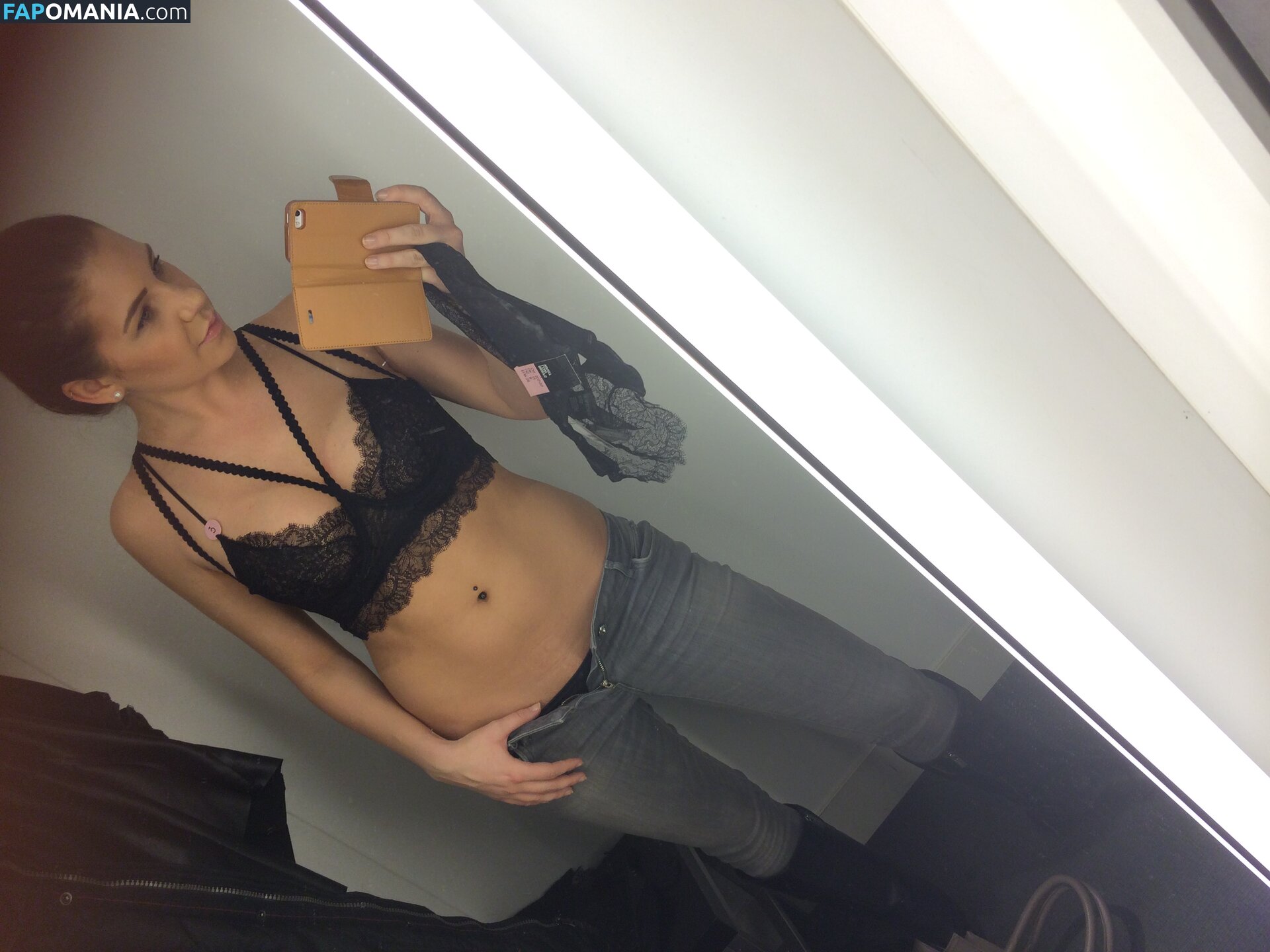 Carina Schwarz ヌード 流出写真 #20