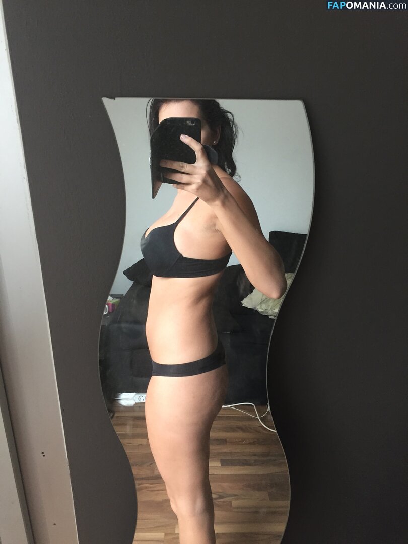 Carina Schwarz ヌード 流出写真 #181