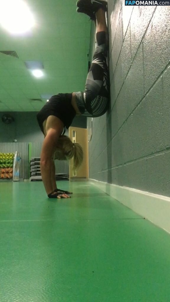 Carly Booth ヌード 流出写真 #36