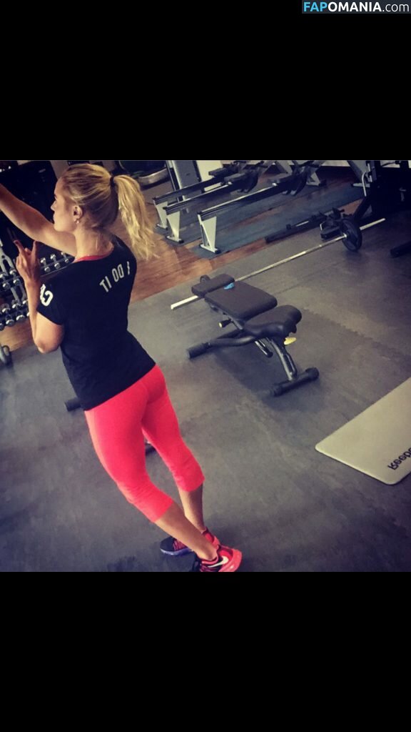 Carly Booth ヌード 流出写真 #40