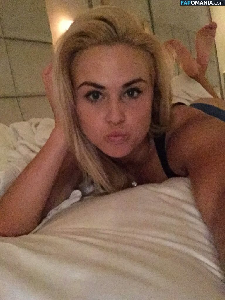 Carly Booth ヌード 流出写真 #87