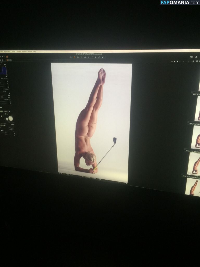 Carly Booth ヌード 流出写真 #93