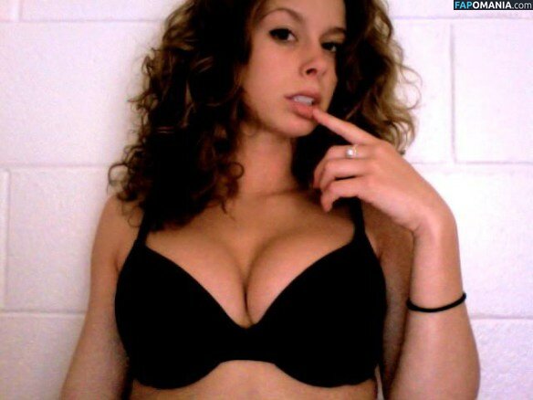 Carly Simmons ヌード 流出写真 #15