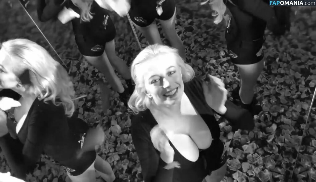 Caroline Vreeland ヌード 流出写真 #18