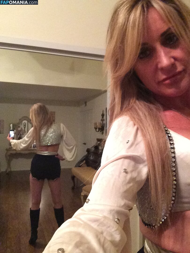 Carrie Michalka ヌード 流出写真 #123