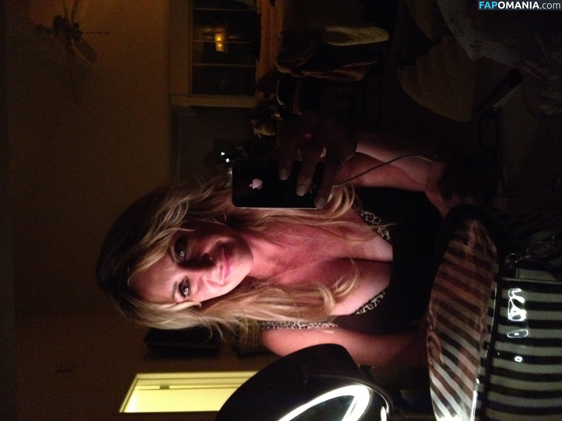 Carrie Michalka ヌード 流出写真 #150