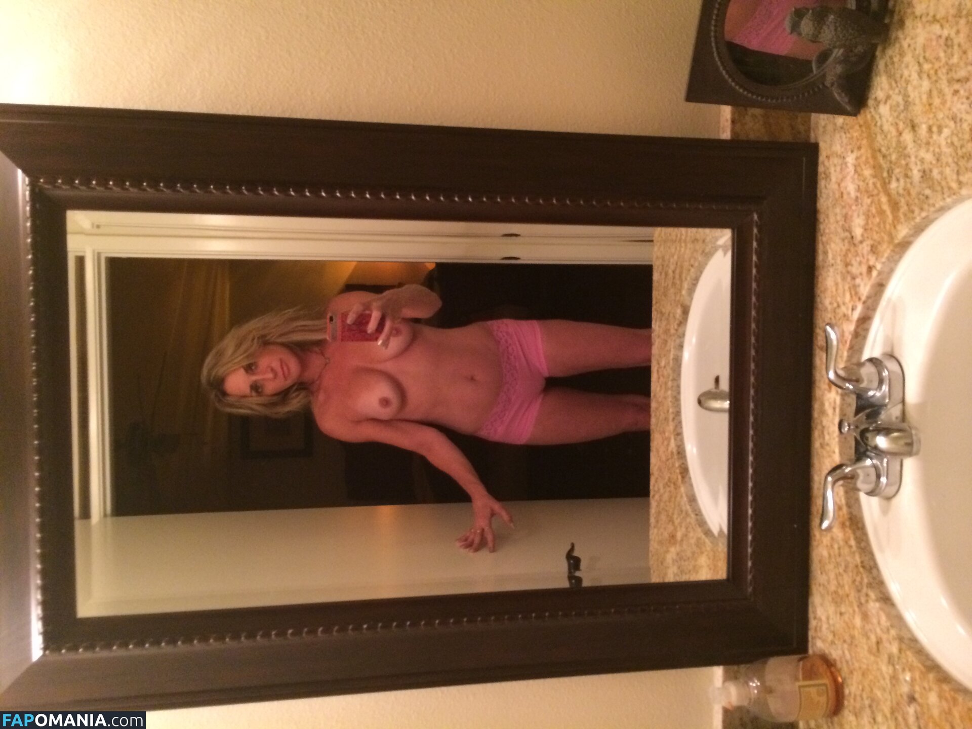Carrie Michalka ヌード 流出写真 #217