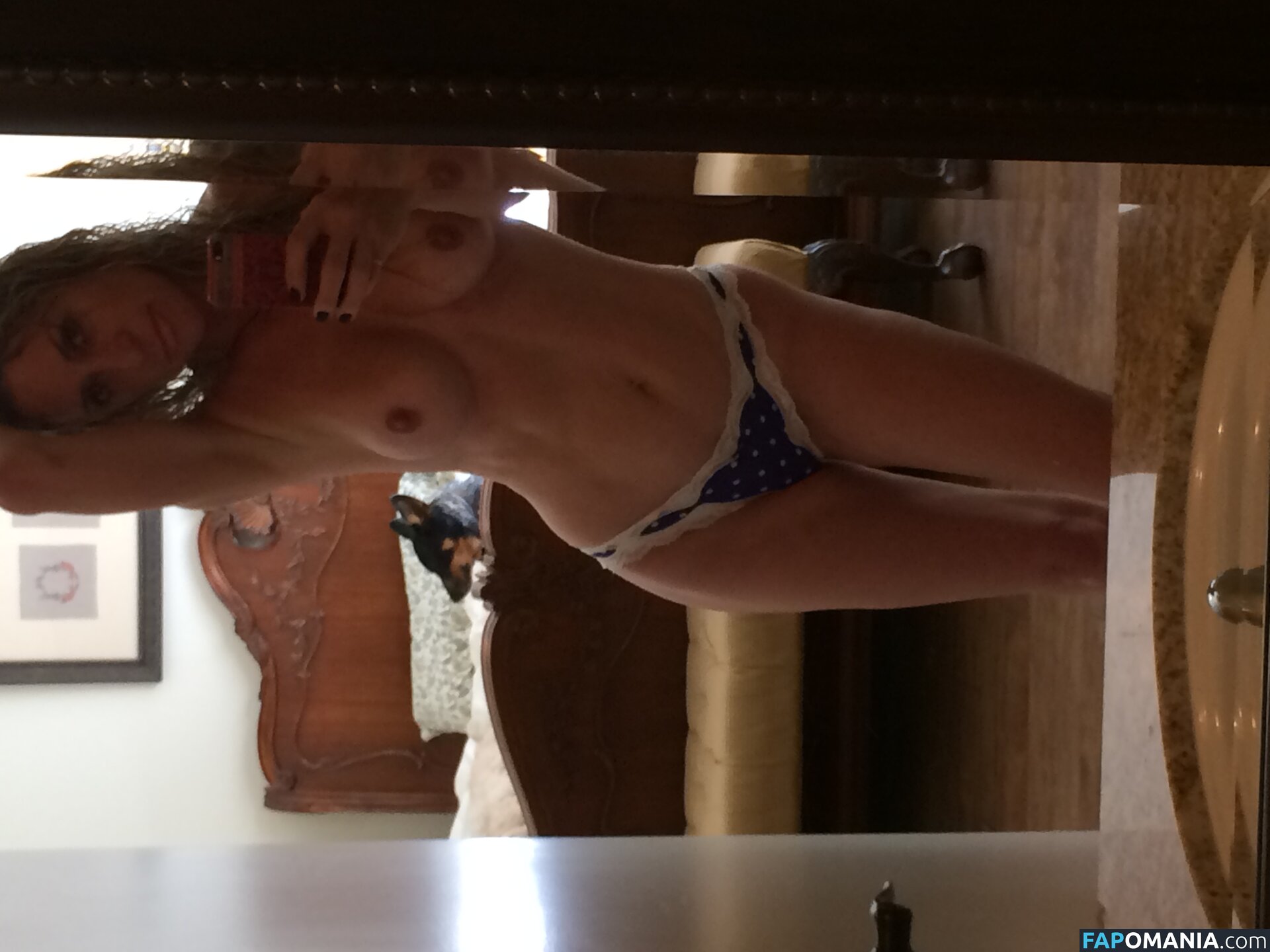 Carrie Michalka ヌード 流出写真 #219