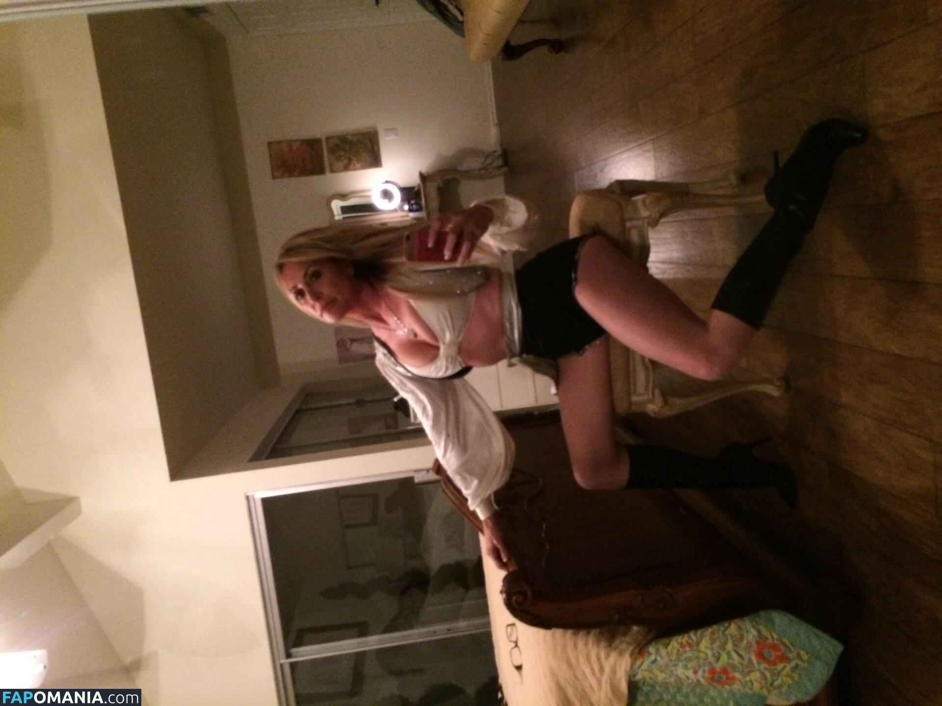 Carrie Michalka ヌード 流出写真 #260