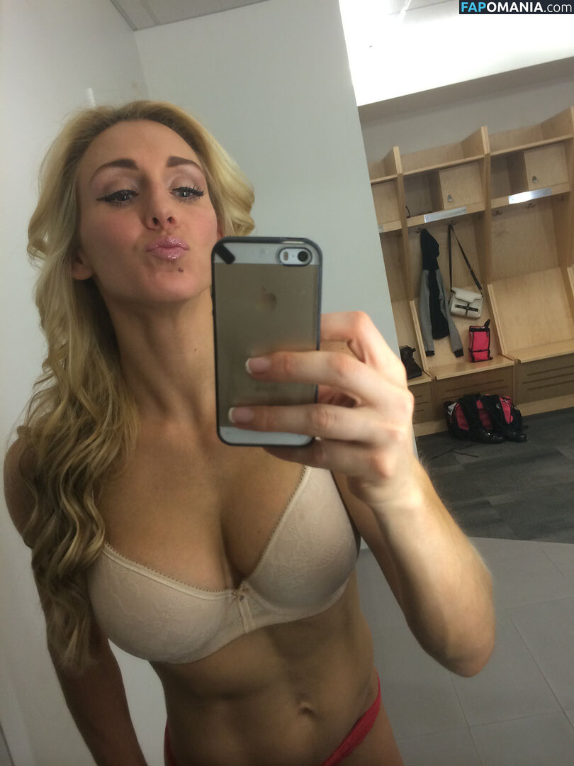Charlotte Flair ヌード 流出写真 #13