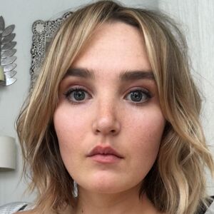 Chloe Fineman