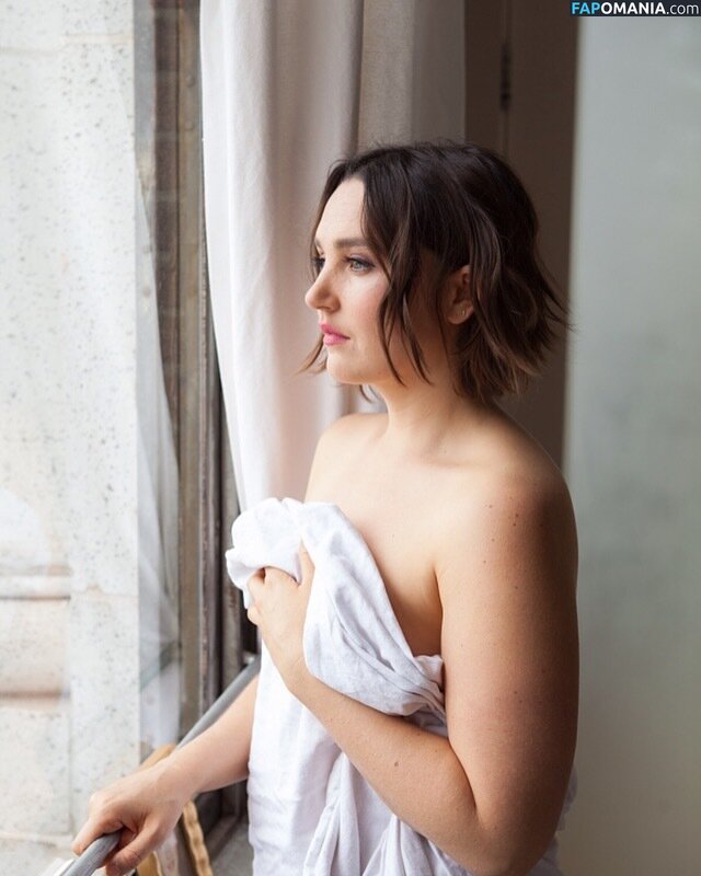 Chloe Fineman ヌード 流出写真 #23