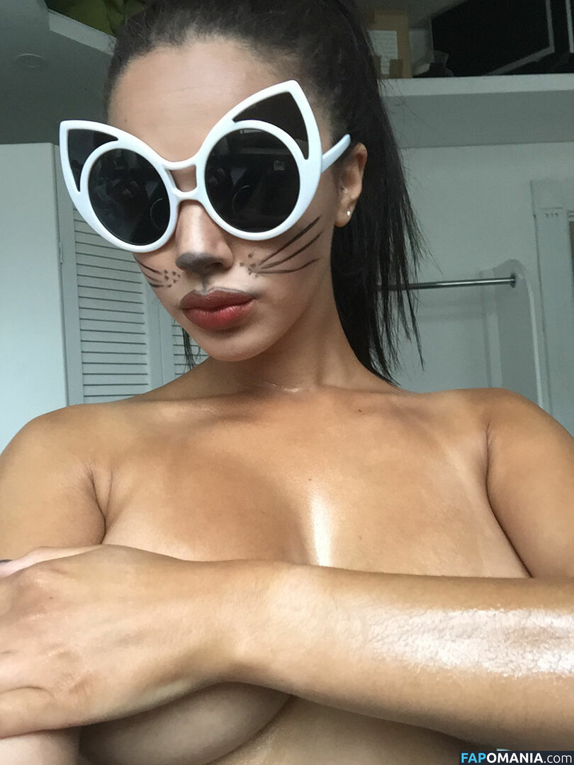 Courtnie Quinlan ヌード 流出写真 #22