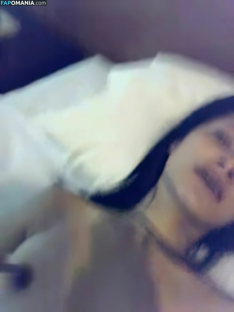 Cut Tari ヌード 流出写真 #23