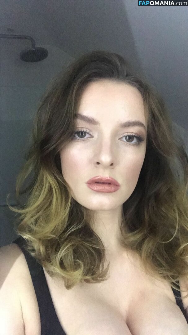 Dakota Blue Richards ヌード 流出写真 #7