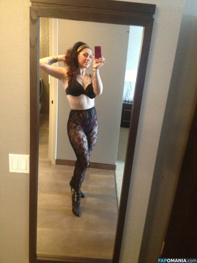 Danielle Colby ヌード 流出写真 #13