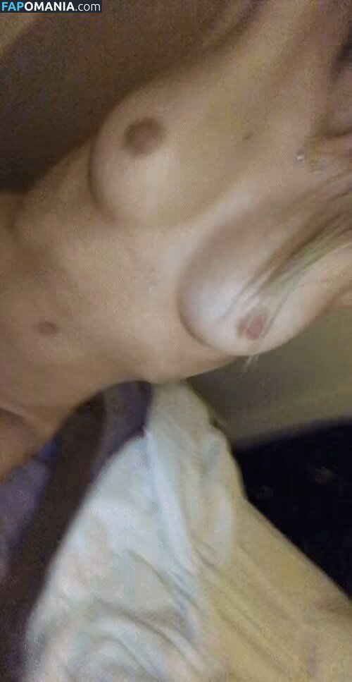 Delilah Belle Hamlin ヌード 流出写真 #54