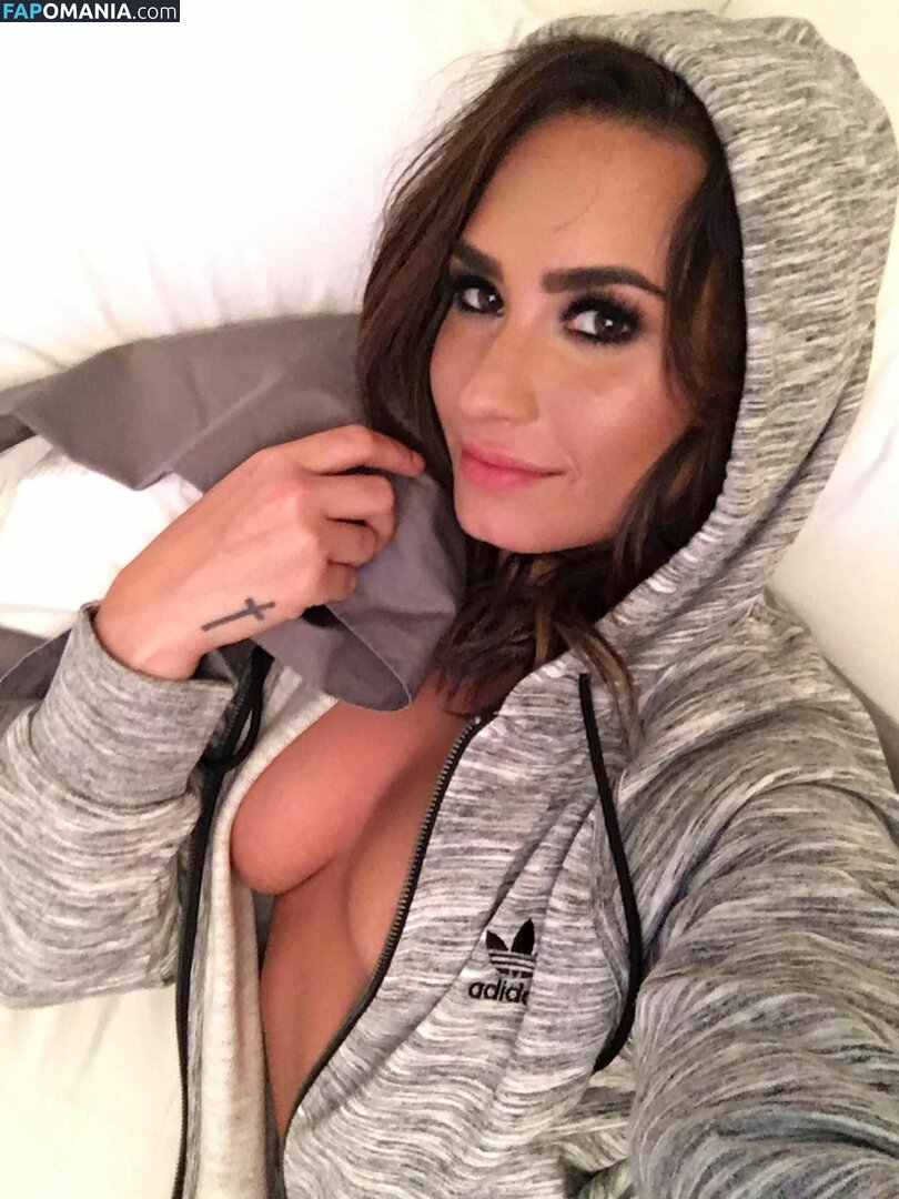 Demi Lovato ヌード 流出写真 #7