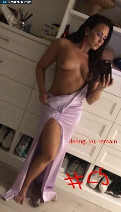 Demi Lovato ヌード 流出写真 #25