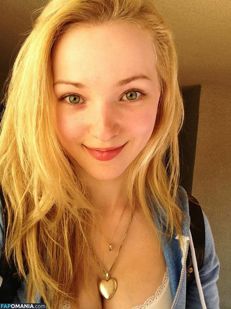 Dove Cameron ヌード 流出写真 #1