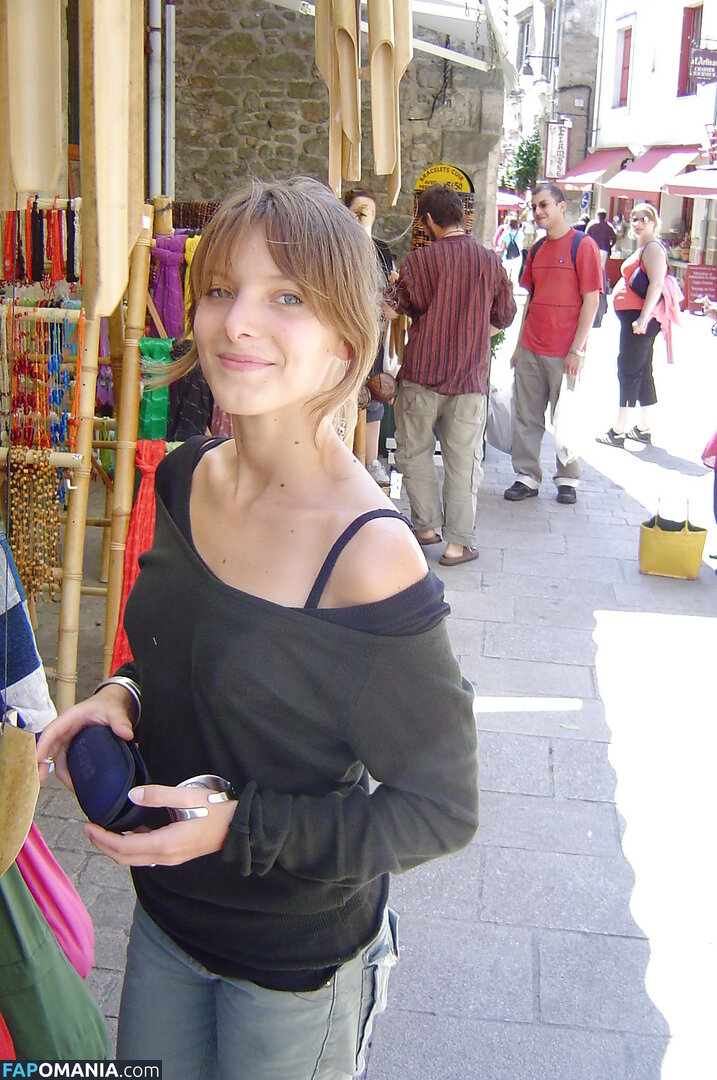 Elodie Varlet ヌード 流出写真 #15