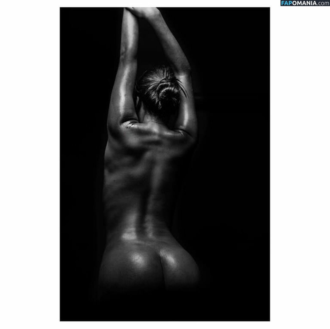 Elsie Hewitt ヌード 流出写真 #184