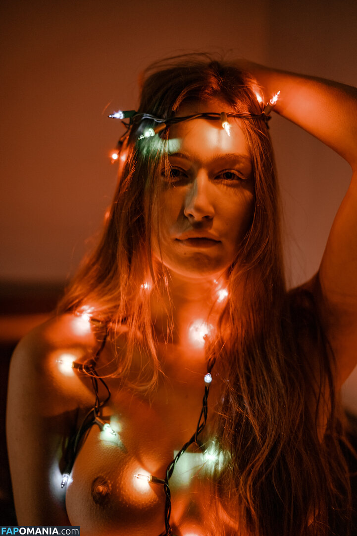 Elsie Hewitt ヌード 流出写真 #797