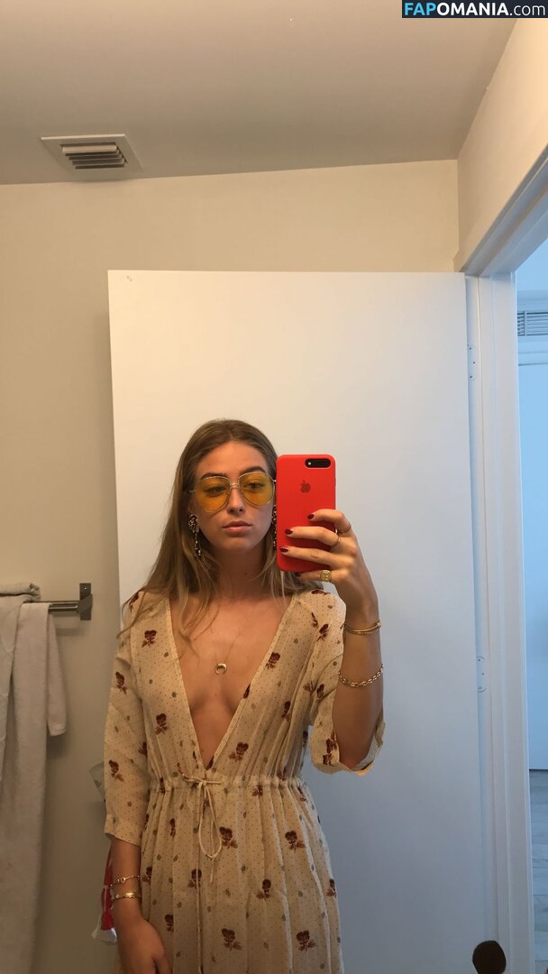 Emili Sindlev ヌード 流出写真 #12