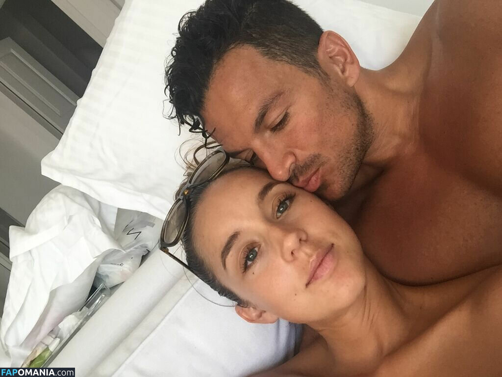 Emily Andrea ヌード 流出写真 #2