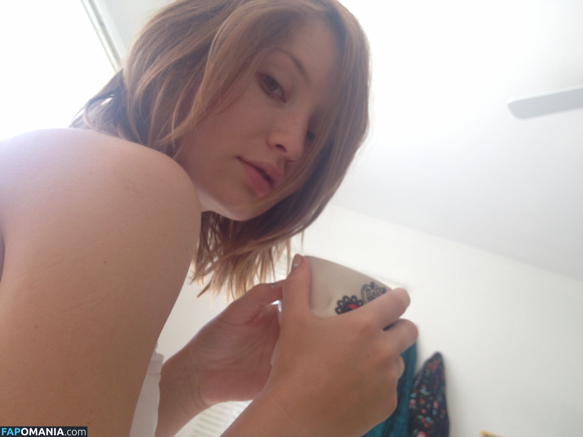 Emily Browning ヌード 流出写真 #13