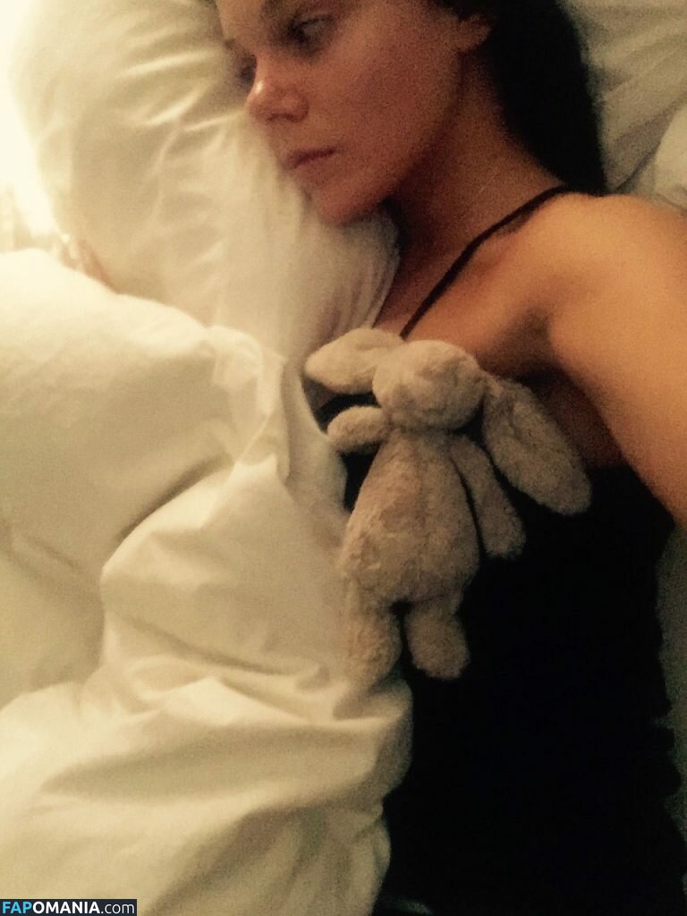 Faye Brookes ヌード 流出写真 #6