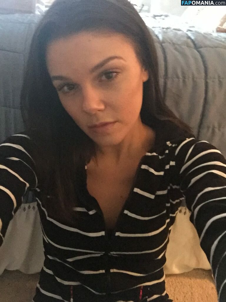 Faye Brookes ヌード 流出写真 #8