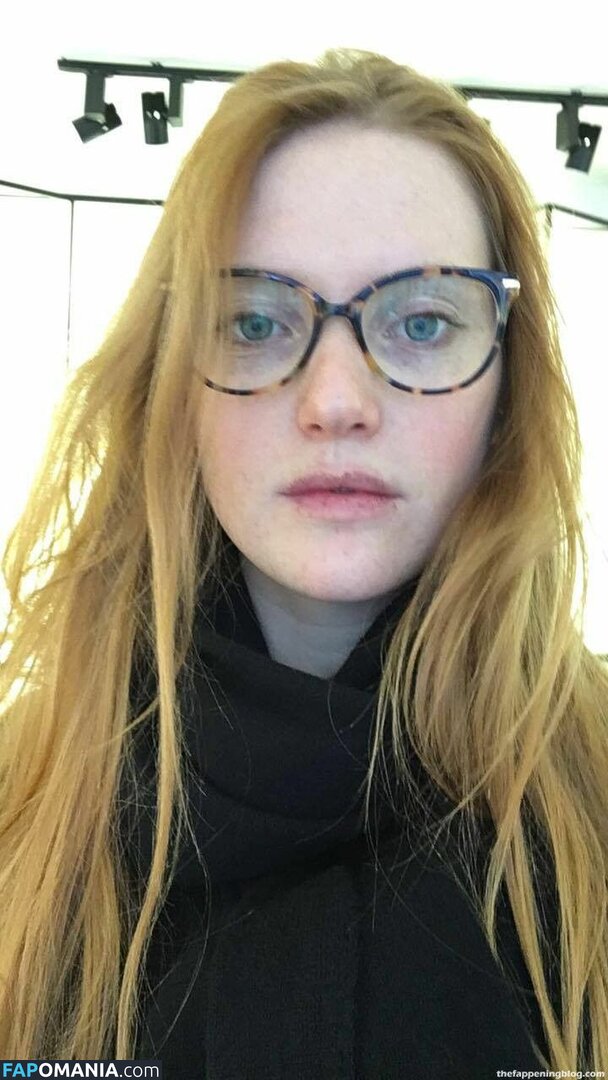 Fleur Geffrier ヌード 流出写真 #24